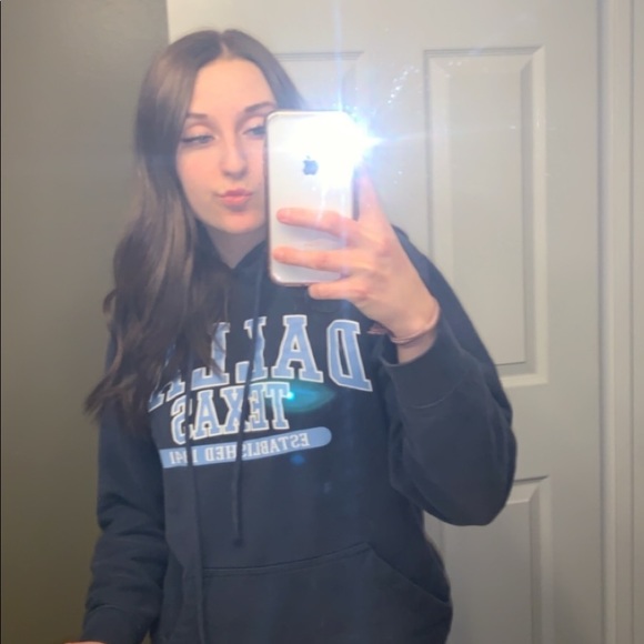 Meet your Posher, Kam - Picture 1 of 1